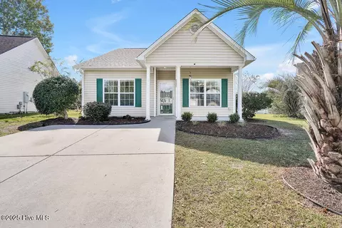 4537 Fleetwood Dr SE, Southport, NC 28461
