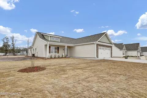 87 Talbert Dr, Rocky Point, NC 28457