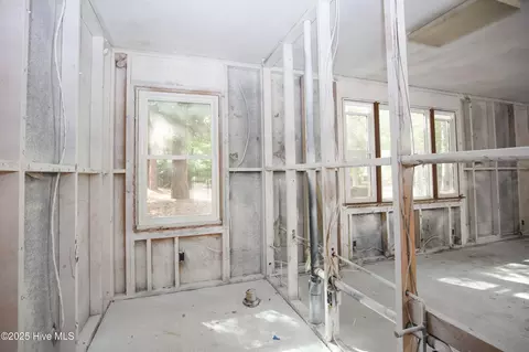 Entry Way - 100 Beaver Ln, Pinehurst, NC 28374 photo 2 of 2
