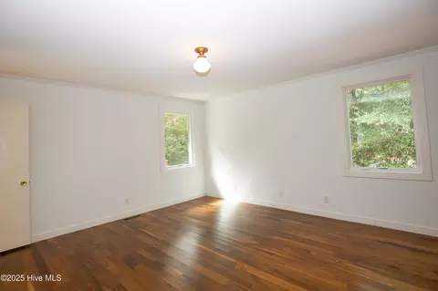 Bedroom - 100 Beaver Ln, Pinehurst, NC 28374 photo 2 of 11
