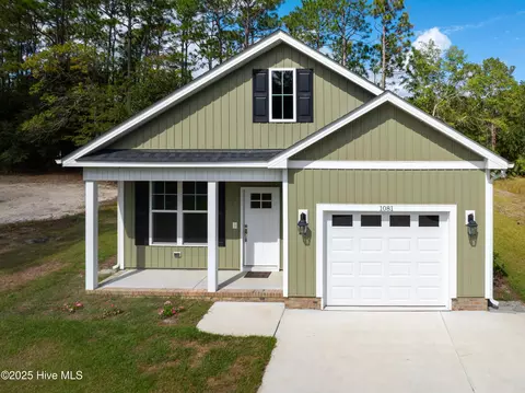 1081 Greenview Rd, Southport, NC 28461