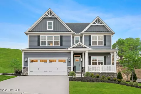 4009 Farmfield Dr, Navassa, NC 28451