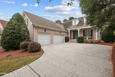 527 Windstar Ln, Wilmington, NC 28411