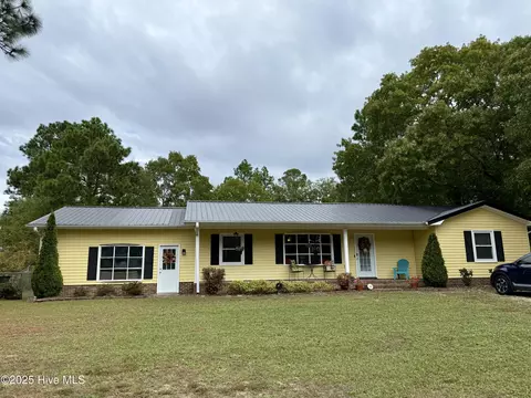 11561 Purcell Rd, Laurinburg, NC 28352