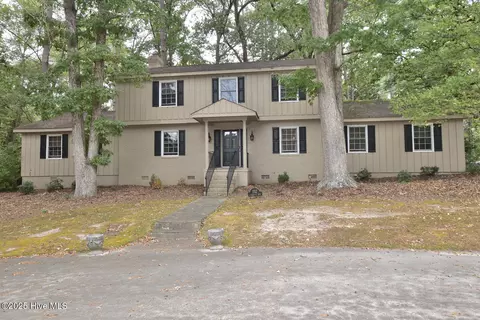 152 Candlewood Rd, Rocky Mount, NC 27804
