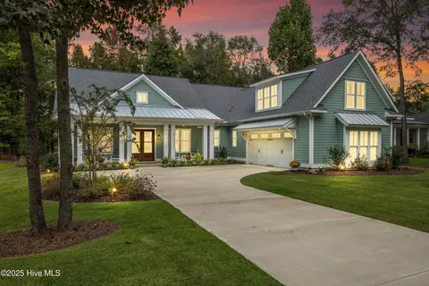 157 Kerr Landing Dr, Castle Hayne, NC 28429