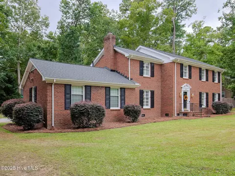 3801 Hawthorne Rd, Rocky Mount, NC 27804