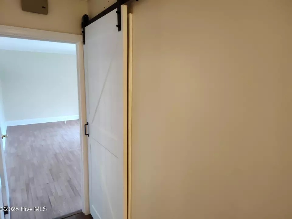 Entry Way - 355 S Peach St, Pinebluff, NC 28373 photo 2 of 2