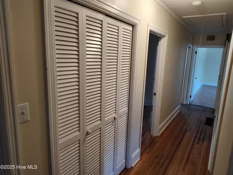 Entry Way - 355 S Peach St, Pinebluff, NC 28373 photo 1 of 2