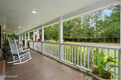 152 Crystal Ct, Hampstead, NC 28443 photo 7