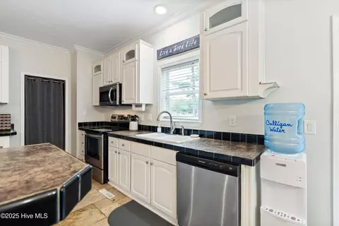 152 Crystal Ct, Hampstead, NC 28443 photo 17