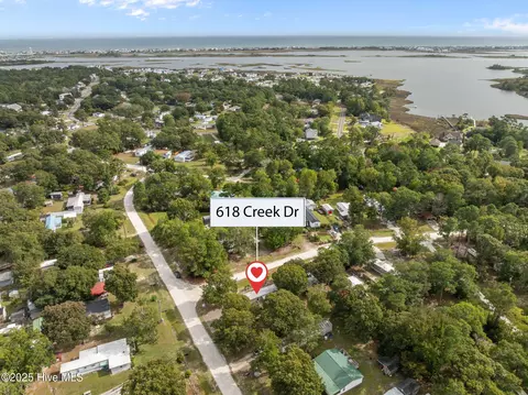 View/Area - 618 Creek Dr, Hampstead, NC 28443 photo 1 of 8