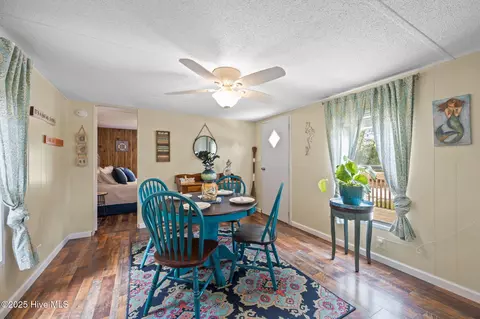 Dining - 618 Creek Dr, Hampstead, NC 28443 photo 4 of 5