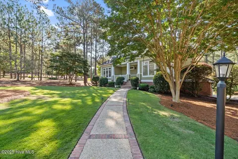 51 Chestertown Dr, Pinehurst, NC 28374 photo 3