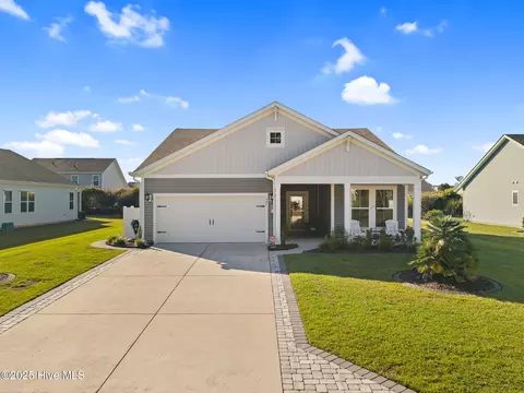 587 Dellcastle Ct NW, Calabash, NC 28467