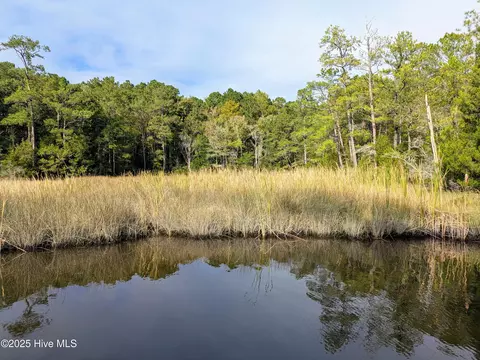 238 Mill Creek Rd, Stella, NC 28582