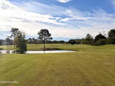 7065 Bloomsbury Ct SW, Ocean Isle Beach, NC 28469