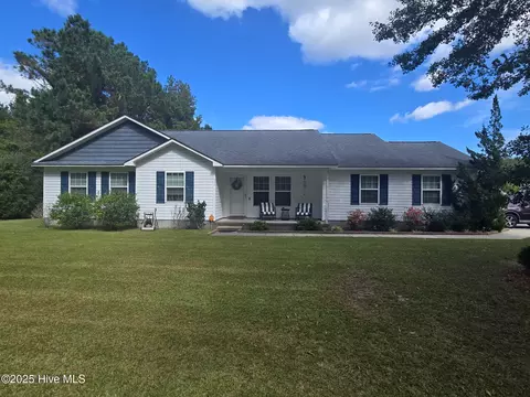 5694 County Line Rd, New Bern, NC 28562