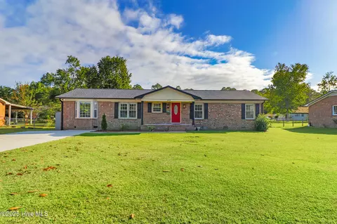 113 Craven Dr, Havelock, NC 28532
