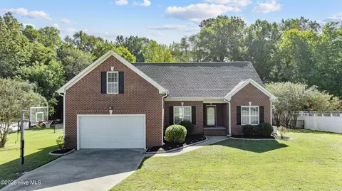 112 Jacobs Ridge Dr, Goldsboro, NC 27534