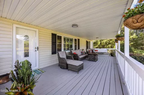 Exterior - 1131 Post Rd, Bath, NC 27808 photo 8 of 14