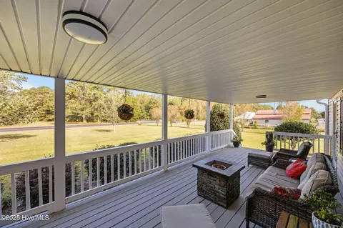 Exterior - 1131 Post Rd, Bath, NC 27808 photo 9 of 14