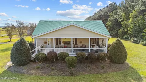 Exterior - 1131 Post Rd, Bath, NC 27808 photo 2 of 14