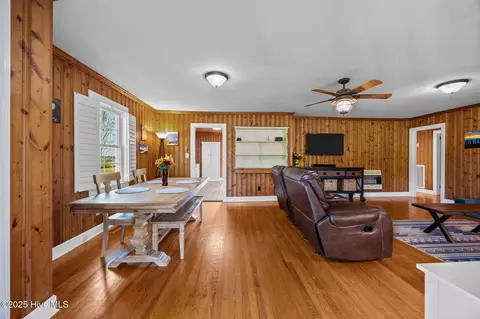 Dining - 1131 Post Rd, Bath, NC 27808 photo 4 of 4