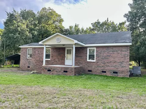22480 Patricia St, Laurinburg, NC 28352
