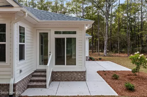 Exterior - 3468 Eagle Crest Dr SW, Supply, NC 28462 photo 7 of 14