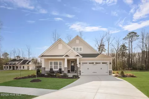 4025 Farmfield Dr NE, Navassa, NC 28451