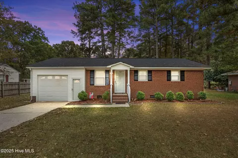 1811 W Howard Ave, Tarboro, NC 27886