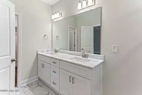 Bath - 294 Juniper Creek Blvd, Pinehurst, NC 28374 photo 2 of 6