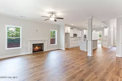 Living - 294 Juniper Creek Blvd, Pinehurst, NC 28374 photo 2 of 7