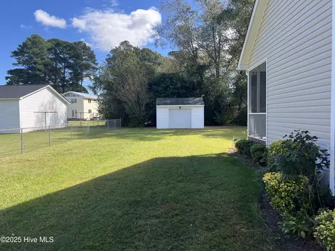 Exterior - 4219 Maple Dr, Ayden, NC 28513 photo 6 of 9