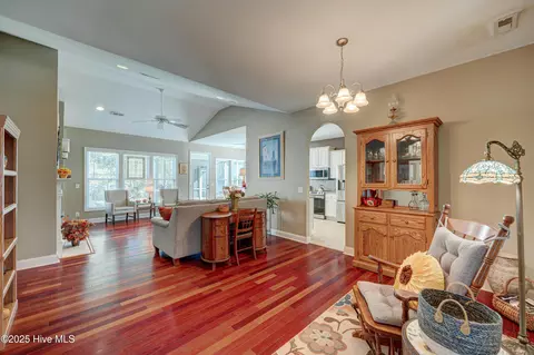 123 Azalea Dr, Hampstead, NC 28443 photo 6