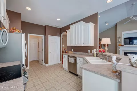 123 Azalea Dr, Hampstead, NC 28443 photo 17