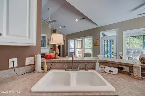 123 Azalea Dr, Hampstead, NC 28443 photo 16