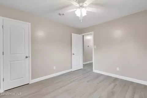 Bedroom - 175 Kellumtown Rd, Hubert, NC 28539 photo 1 of 4
