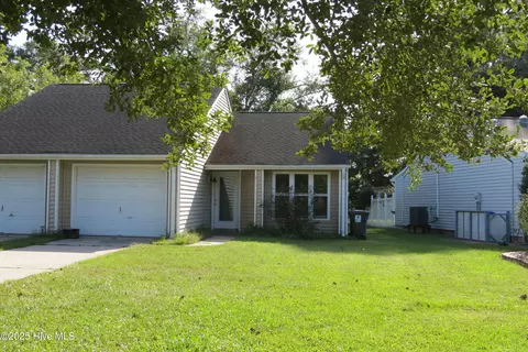 611 Ragan Rd, Oriental, NC 28571