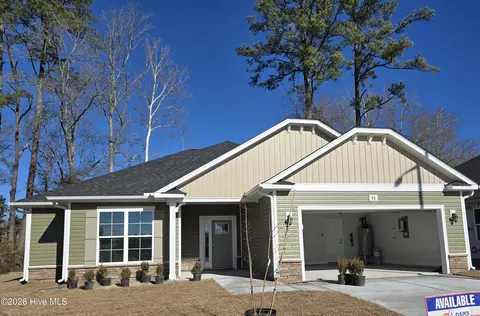 88 Fishing Creek Dr, New Bern, NC 28562
