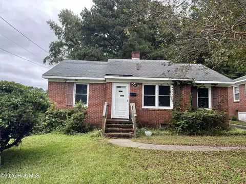 202 Heard St, Kinston, NC 28501