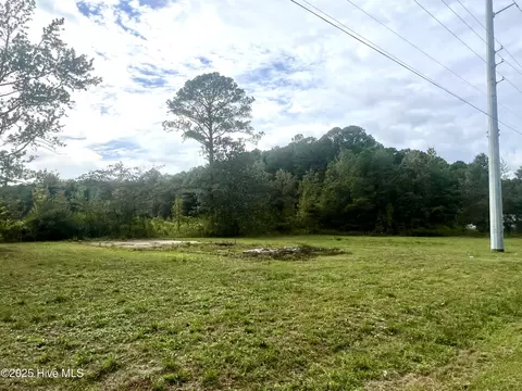 5179 Whichard Rd, Greenville, NC 27834