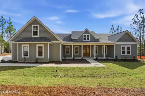 5012 Arcadia Way, West End, NC 27376