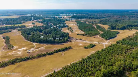 14 Old Tom Morris Rd, Garland, NC 28441