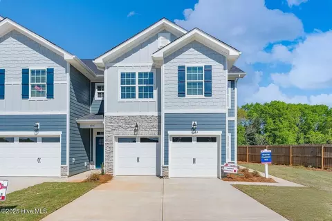 11 Joyner Park Dr, Rocky Mount, NC 27803