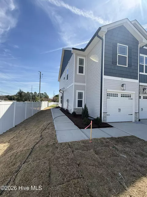 11 Joyner Park Dr, Rocky Mount, NC 27803