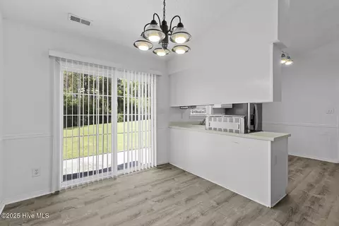 102 Freeport Ct, Hubert, NC 28539 photo 7