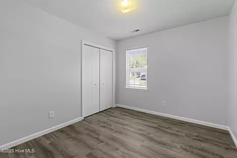 102 Freeport Ct, Hubert, NC 28539 photo 13