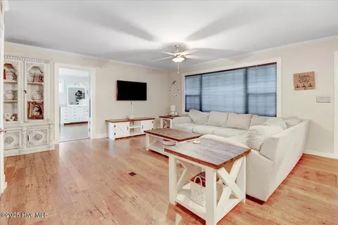 Living - 314 Smith Chapel Rd, Mount Olive, NC 28365 photo 2 of 2